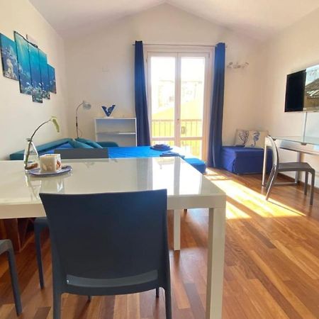 Ocean Flat Apartment Cagliari Luaran gambar
