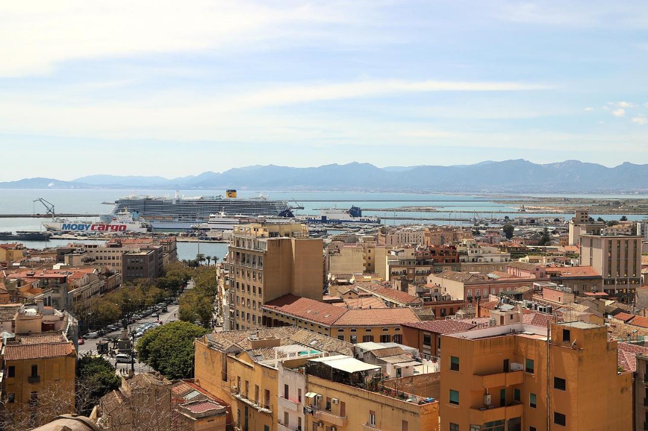 Ocean Flat Apartment Cagliari Luaran gambar