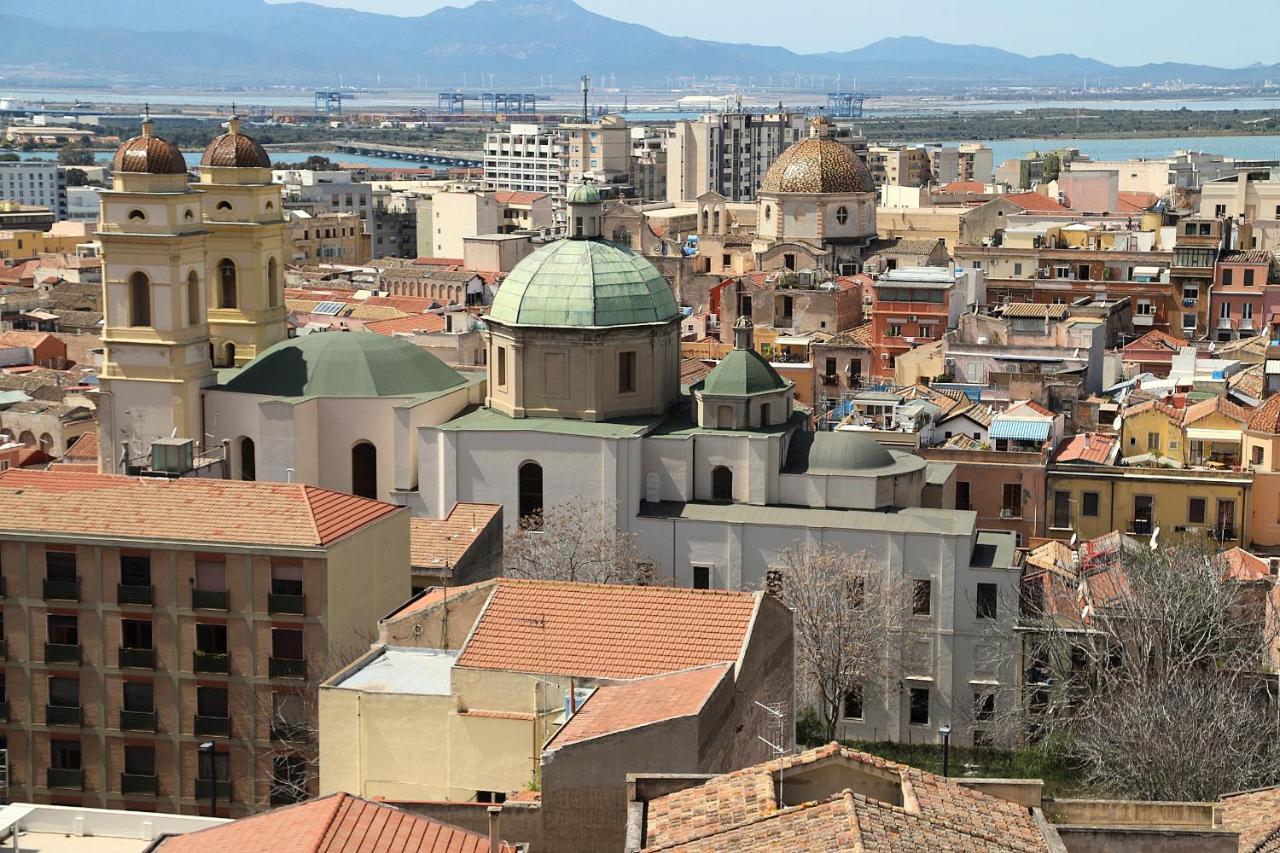 Ocean Flat Apartment Cagliari Luaran gambar