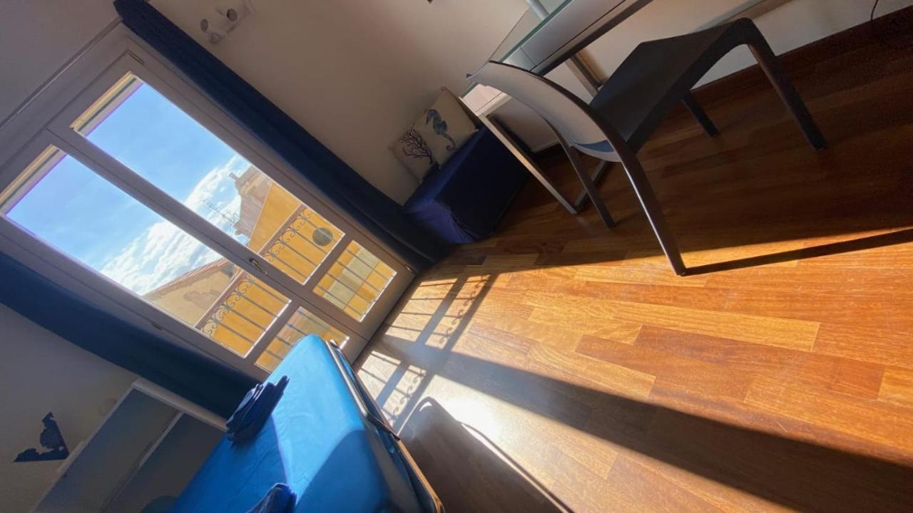 Ocean Flat Apartment Cagliari Luaran gambar